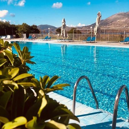 Terra Mare Hotel Agios Dimitrios  ภายนอก รูปภาพ